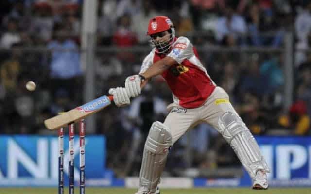 Longest Sixes in IPL - Praveen Kumar